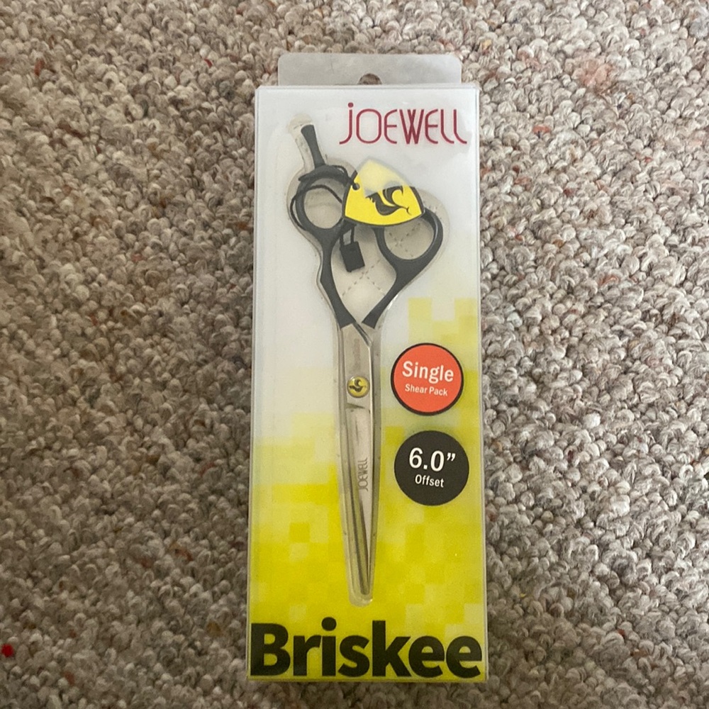 Joewell Briskee Shear with case